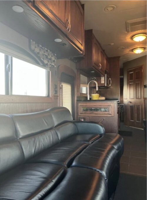 2009 Renegade Dual Slide Cascadia Coach, Lots of Sleeping, Side Isle Mid Bath Floor Plan, Loaded, Available Today - Image 13