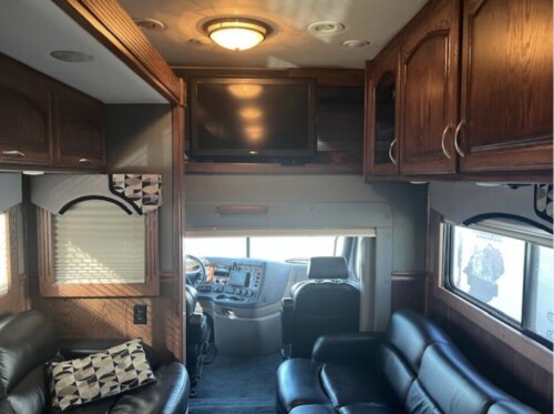 2009 Renegade Dual Slide Cascadia Coach, Lots of Sleeping, Side Isle Mid Bath Floor Plan, Loaded, Available Today - Image 8