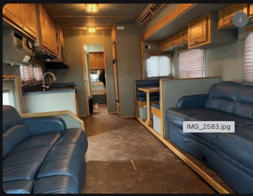 2004 NRC Columbia Slide Out Coach, Completely Remodeled by NRC in 2012, New Paint 3 Years Ago, Immaculate - Image 18